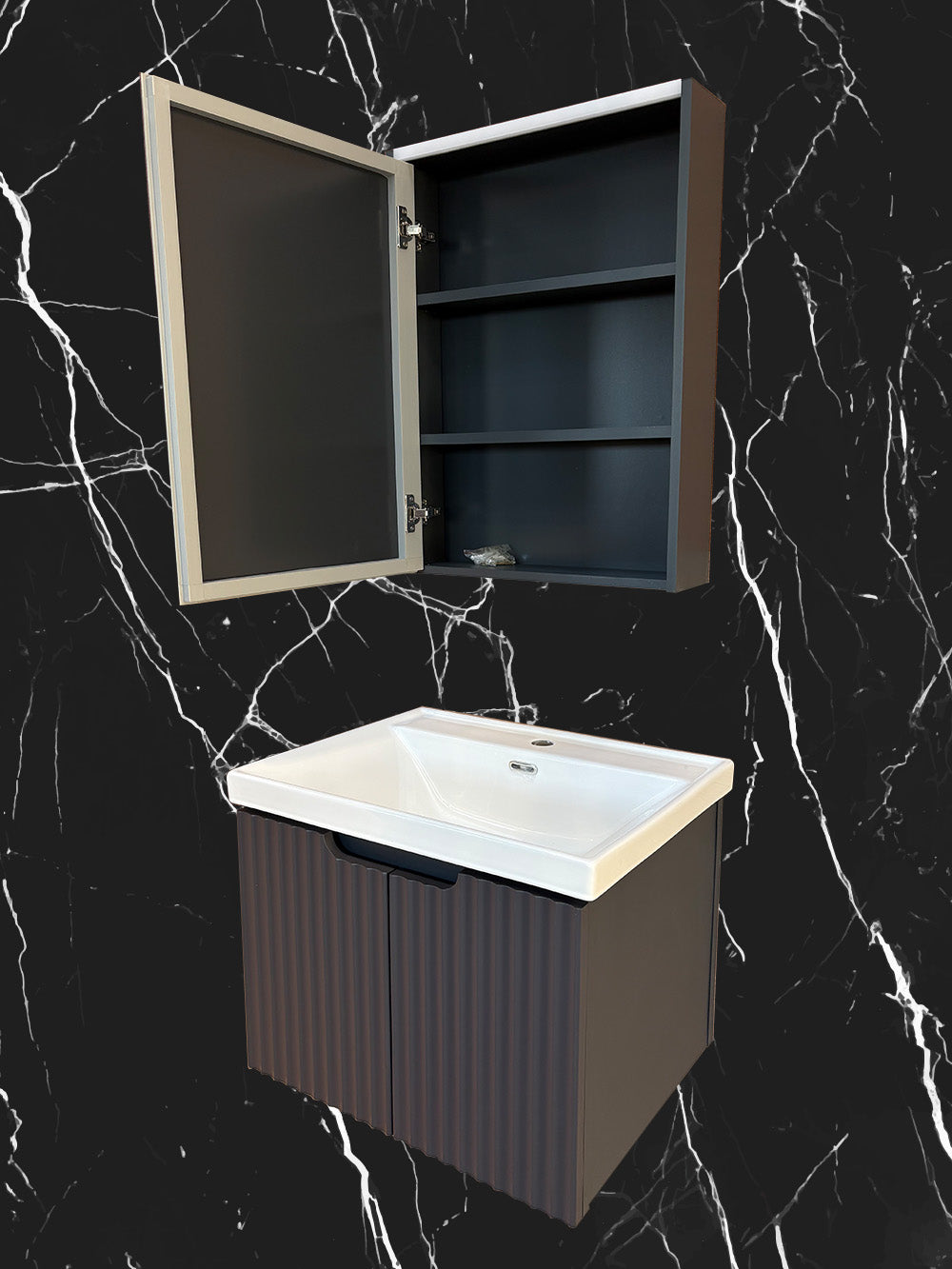 Cuba Vanity Set