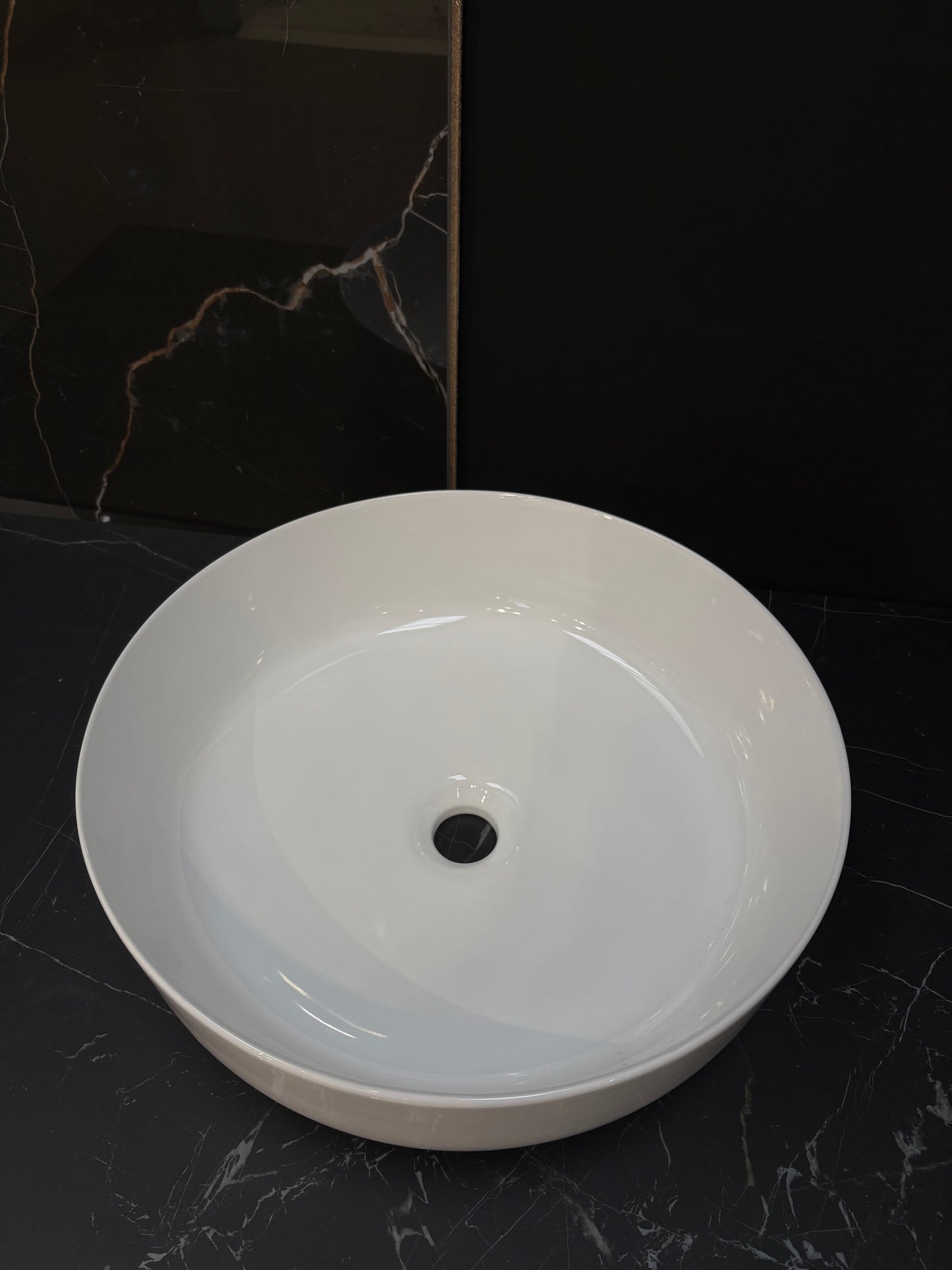 Isla Round Wash Basin
