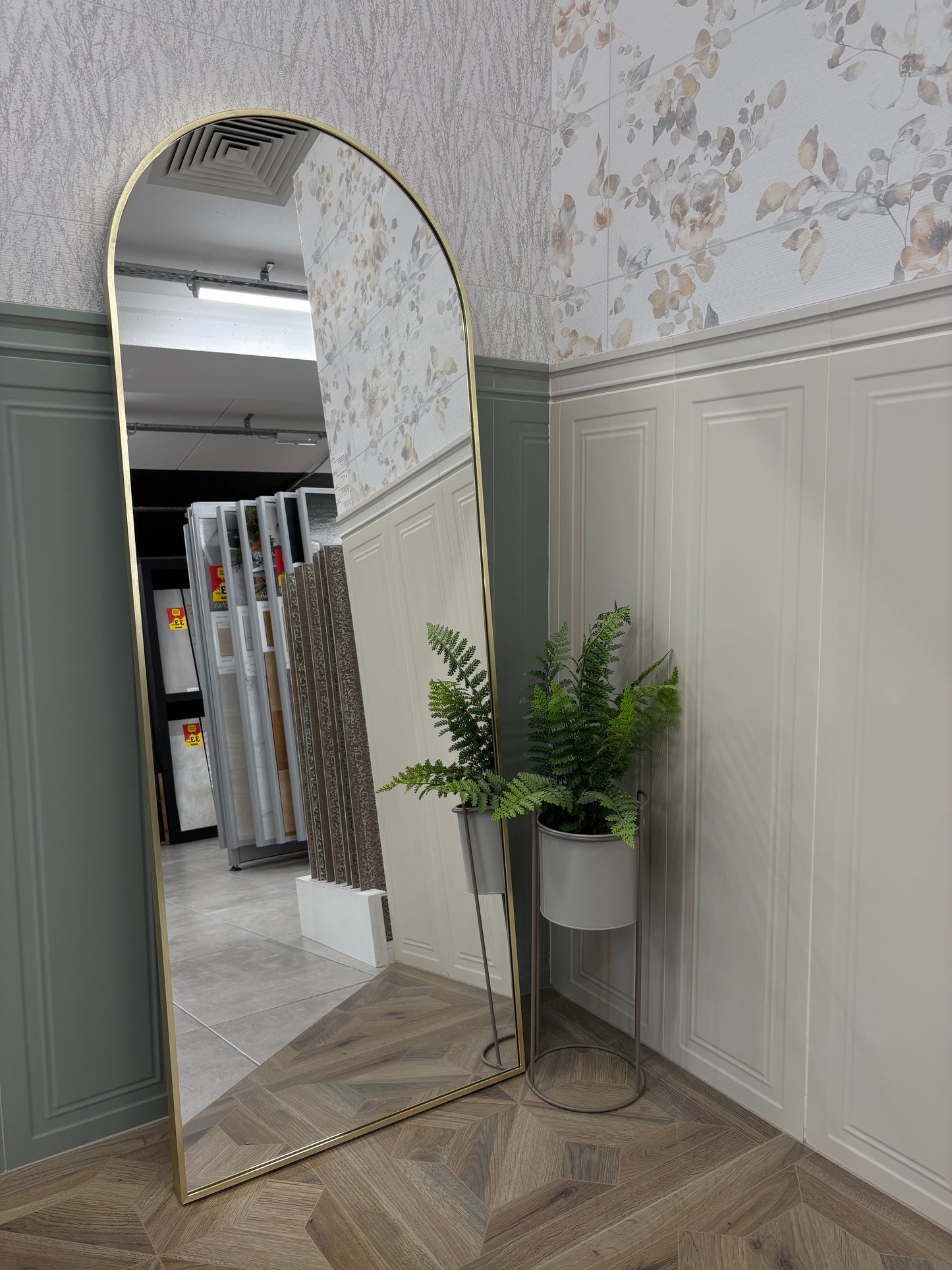 LOLA Brushed Brass 600x1600 Mirror